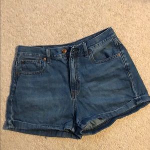 American Eagle Mom Short Jean Shorts